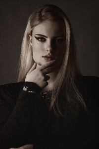model Sharon van der Velden