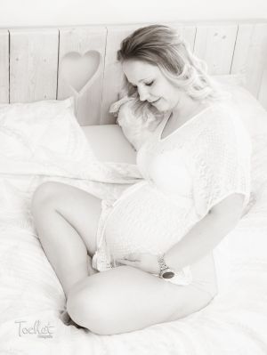 Auteur fotograaf Toos van der Veeke - Zwangerschap shoot