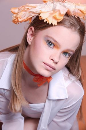 Auteur model Adelien - Picture by Xavier Jackie & Make-up by Bea Nijs 