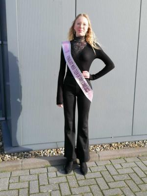 Auteur model MyrtheFeline - 
Bestandsdatum : 04-04-2022