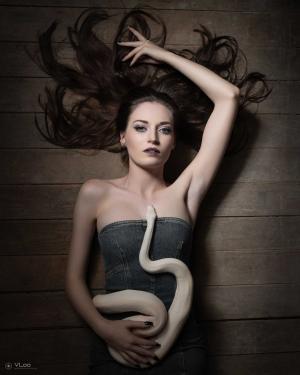 van Kayleigh De Kerpel