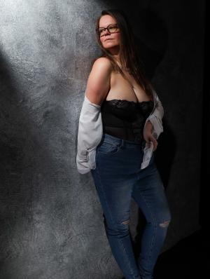 Auteur model Mycurvystory_bytamara - 

Camera : Canon Canon EOS R
Fotodatum : 18-02-2026