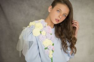 Auteur modeontwerpster Liliya Yakubova - Model: Clara Antonio Militello