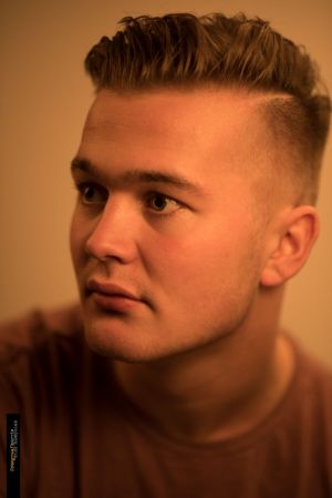 Auteur model Martijn Somsen - 
Bestandsdatum : 10-02-2018