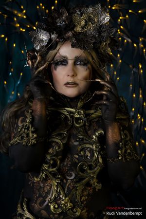 Auteur fotograaf Rudi - Model: Rosa Black
Extreme make-up & styling:
Melissa De Bruyker