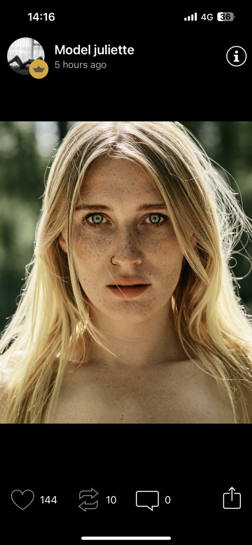 Auteur model Juliette - 