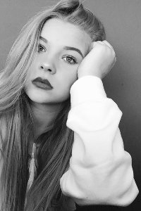 model Kaithly