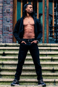 model Lorenzo
