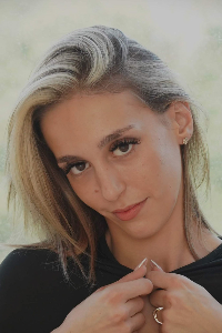 model Aily