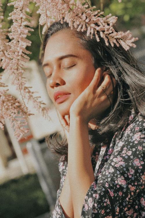 Auteur model Afira wati - 