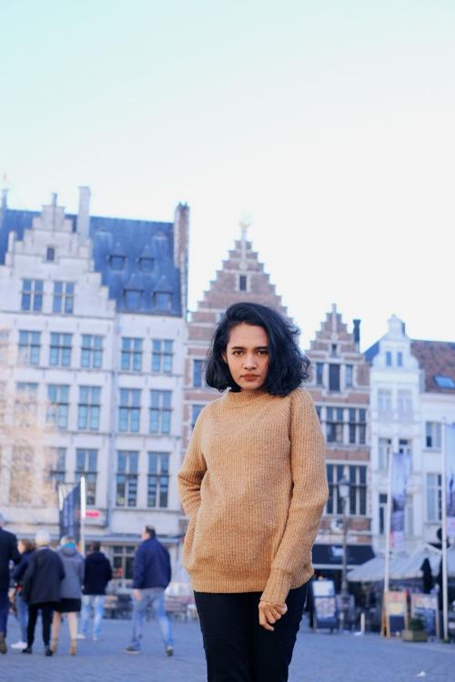 Auteur model Afira wati - 