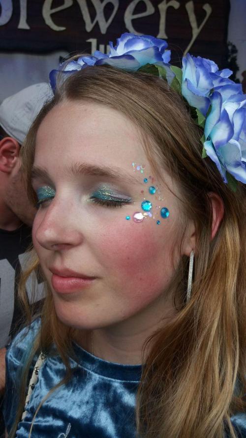 Auteur fotograaf Jenny Van Belle - TML festival make-up 
#festival look