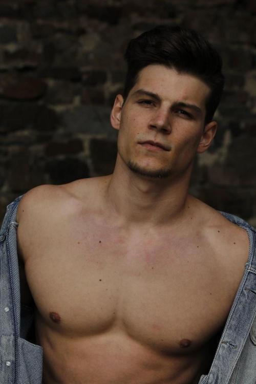 Auteur model Pieter Slegers - 