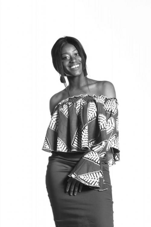 Auteur model Sandra Sarkodie - 