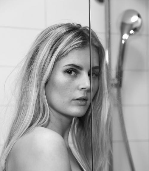 Auteur model ReneeWagenaar - 