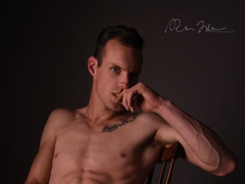 Auteur model Pascal - 