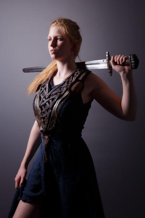 Auteur model SmallShieldmaiden - Fotograaf: Leo Poppe (@fotograaf_leo_poppe)