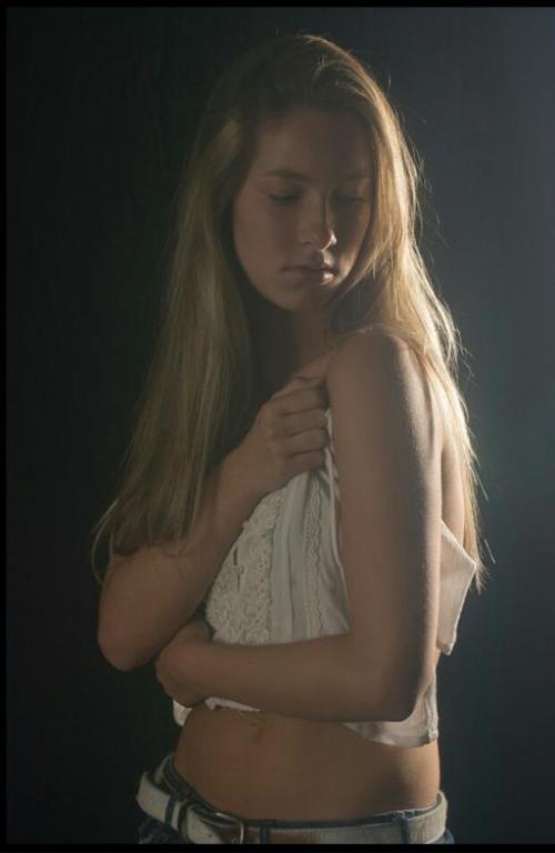Auteur model Melissa Van Veen - 