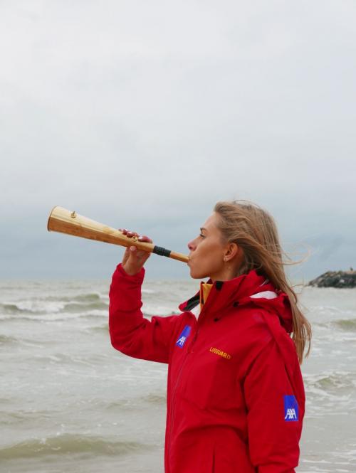 Auteur model YanaMaas - Promotie strandredders Oostende