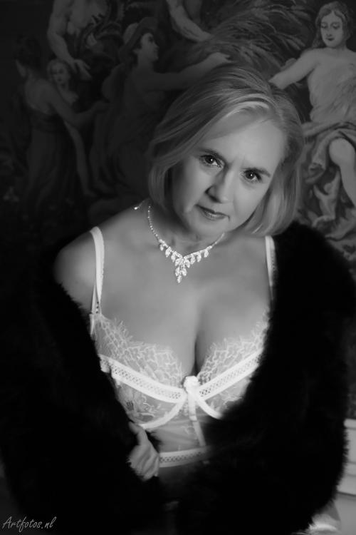Auteur model Priscilla  - 