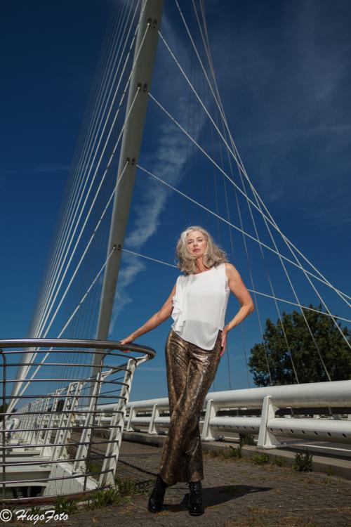 Auteur fotograaf HugoFoto - Fotograaf: @HugoFoto.nl
Model: @vief.yoga.sup.sail