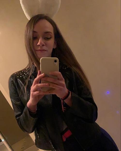 Auteur model Josje - 