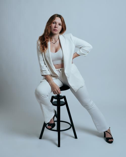 Auteur model Lindsey jonniau - 