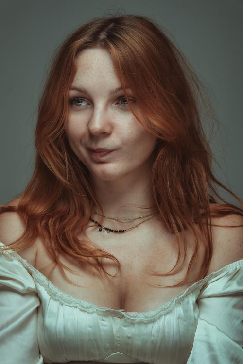 Auteur model Lindsey jonniau - 