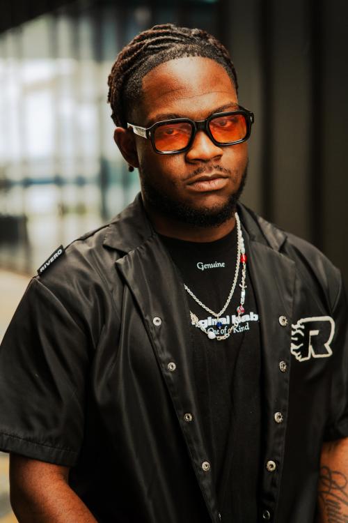 Auteur model Safiero - 