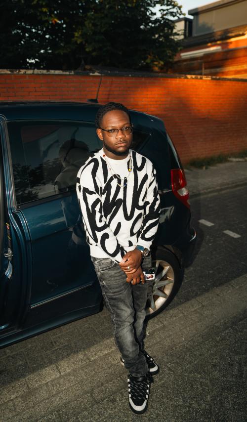 Auteur model Safiero - 