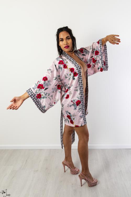 Auteur fotograaf Jaap Van Egmond - model studio kimono